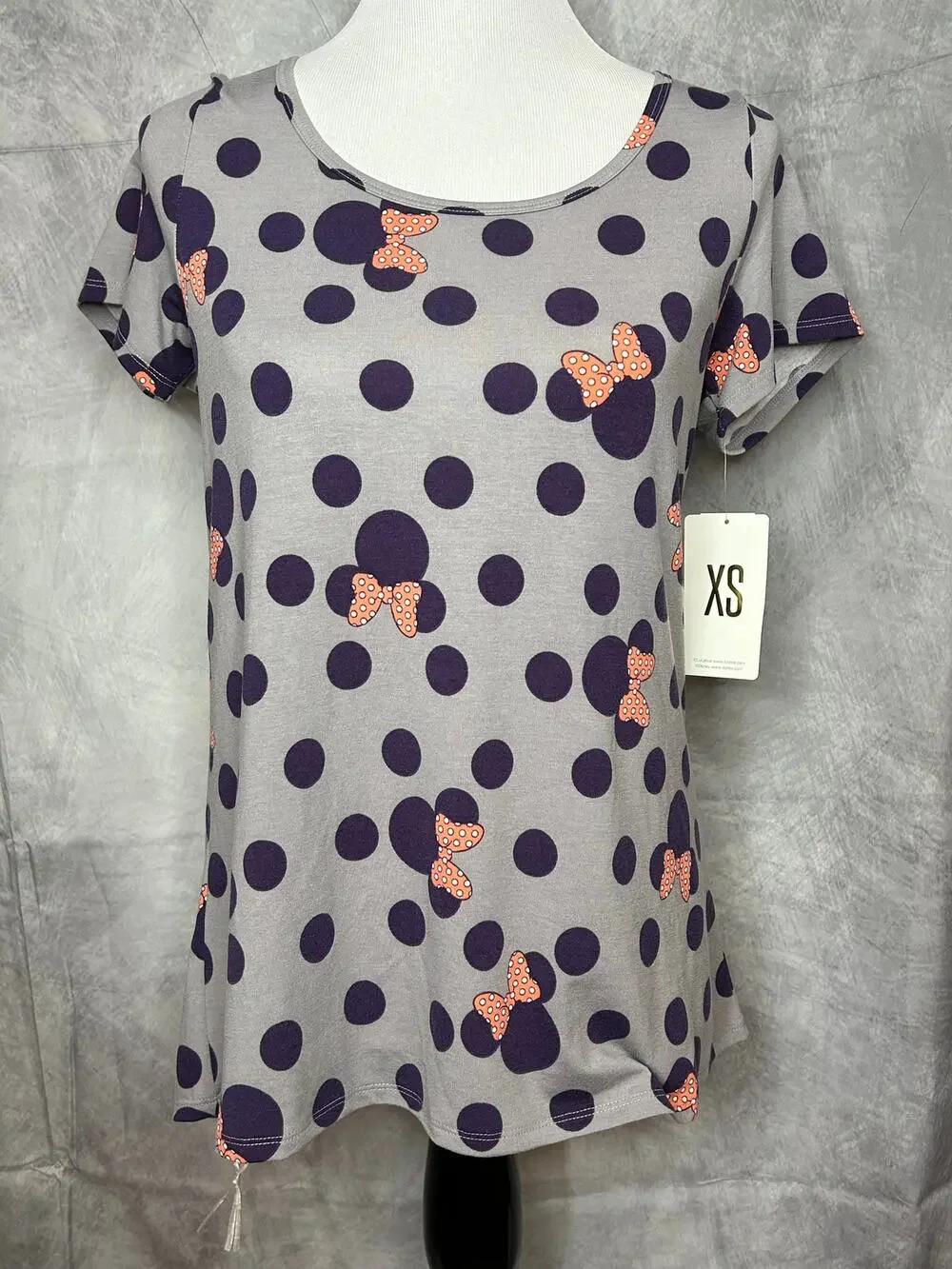 NWT Disney Top LulaRoe Classic T Women XS Minnie Mouse Comfort Whimsical